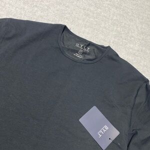 Bylt T Shirt Mens Large Black Lux Curved Hem Gym Workout Weightlifting New